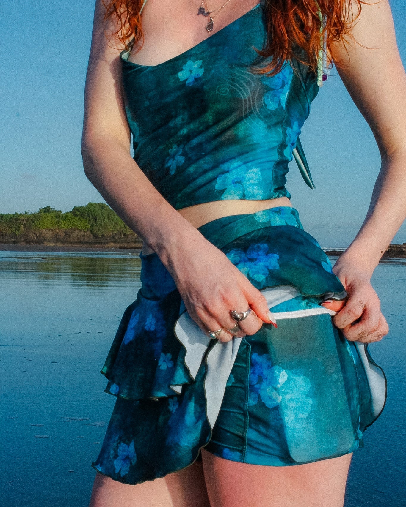 Loinnir - Ocean Blue Ruffled Mini Skirt (Pre-order)